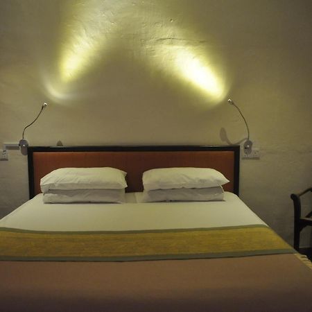 Red Inn Court Джордж Таун Екстериор снимка