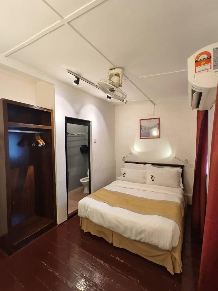 Red Inn Court Джордж Таун Екстериор снимка